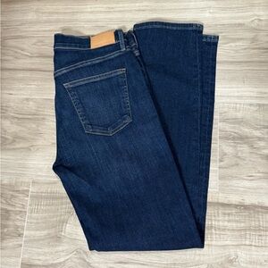 Citizens of Humanity women's jeans, size 28, dark blue.